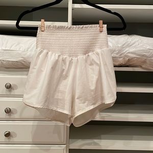 Aerie white high rise elastic waistband shorts